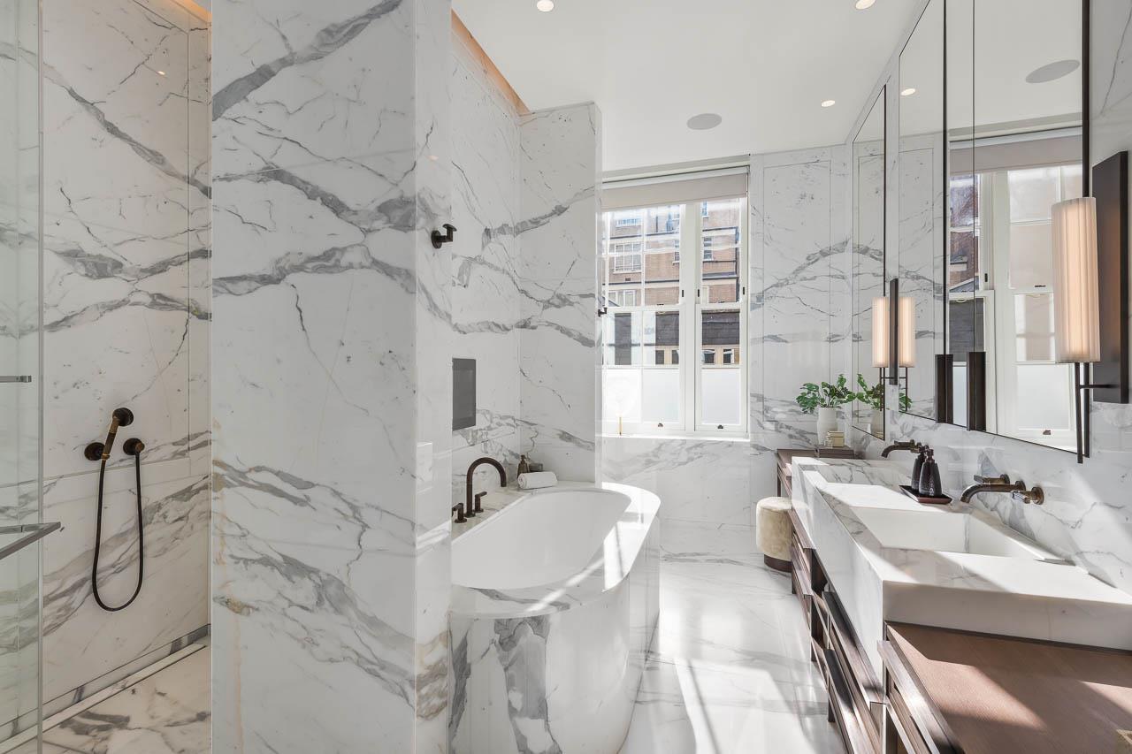 Principal Bathroom