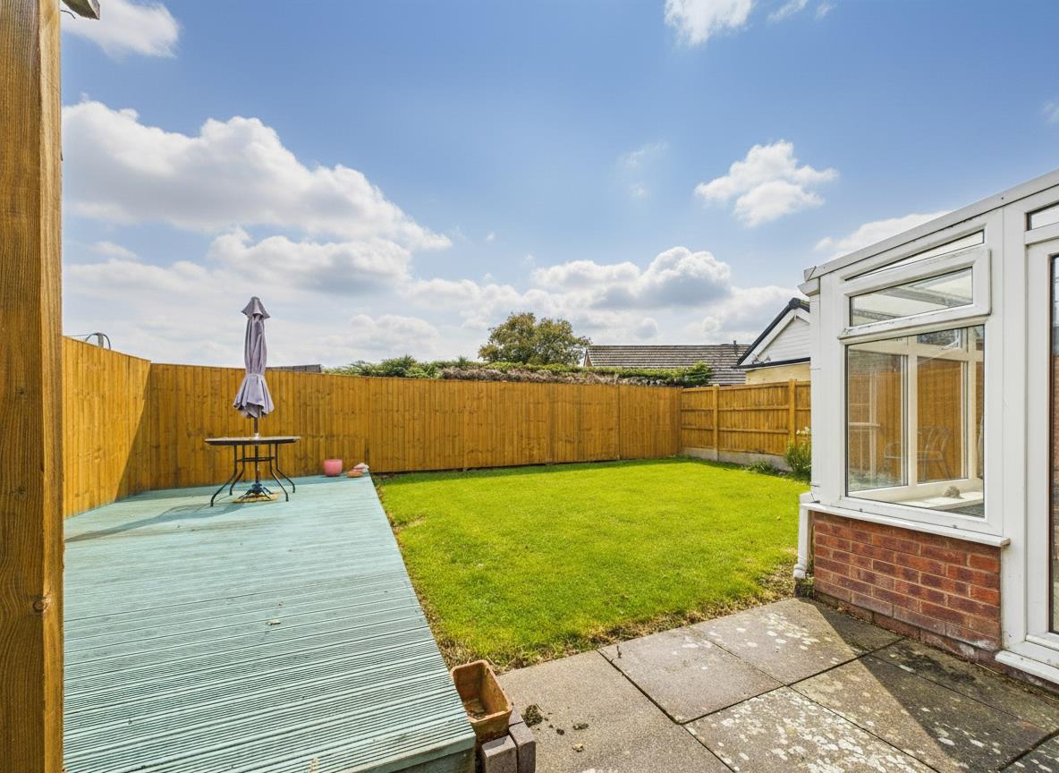 Crud Y Castell, Denbigh - GARDEN