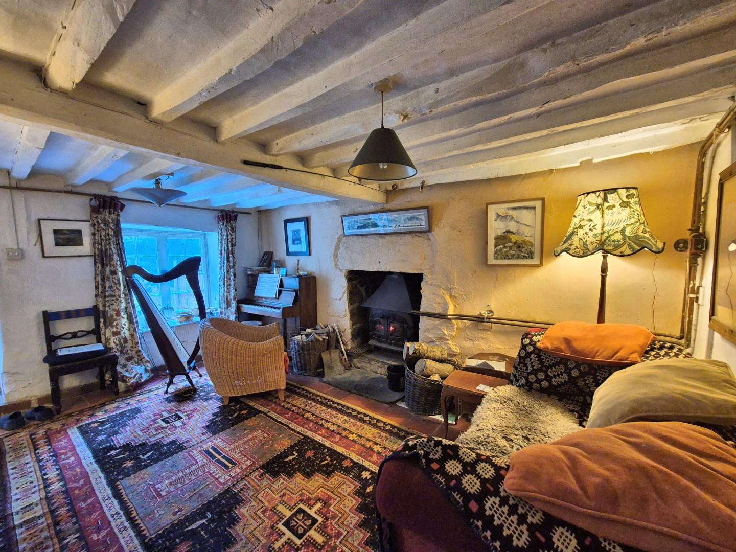 Llandrillo, Corwen - LOUNGE/DINING ROOM