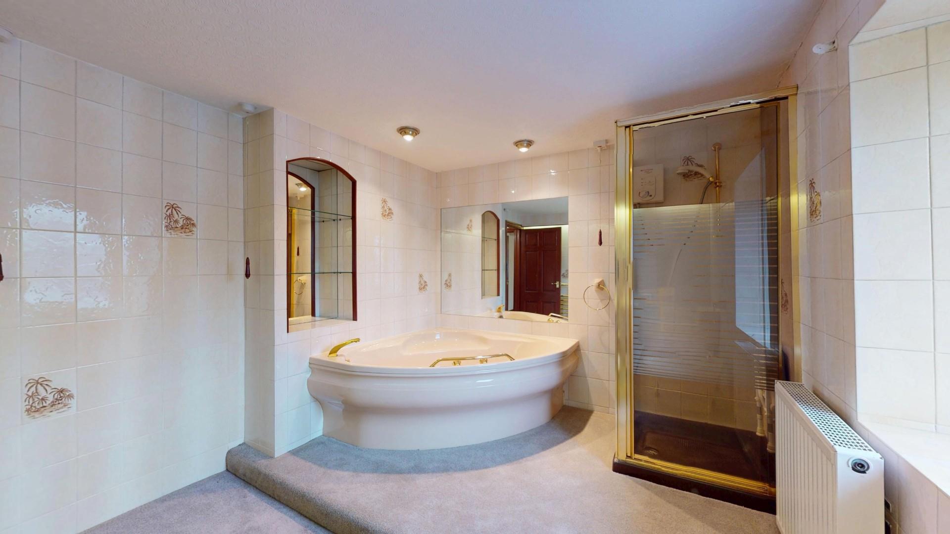 High Street, Bala - BATHROOM