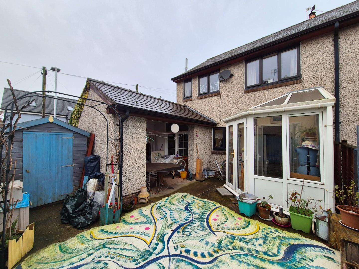 Mwrog Street, Ruthin - OUTSIDE