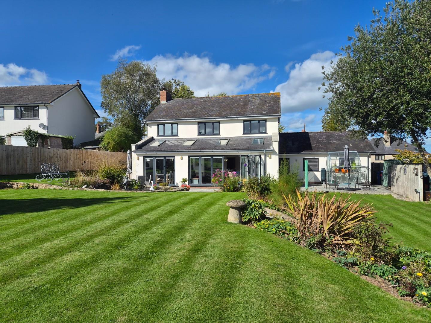 Llanfair Dyffryn Clwyd, Ruthin - 