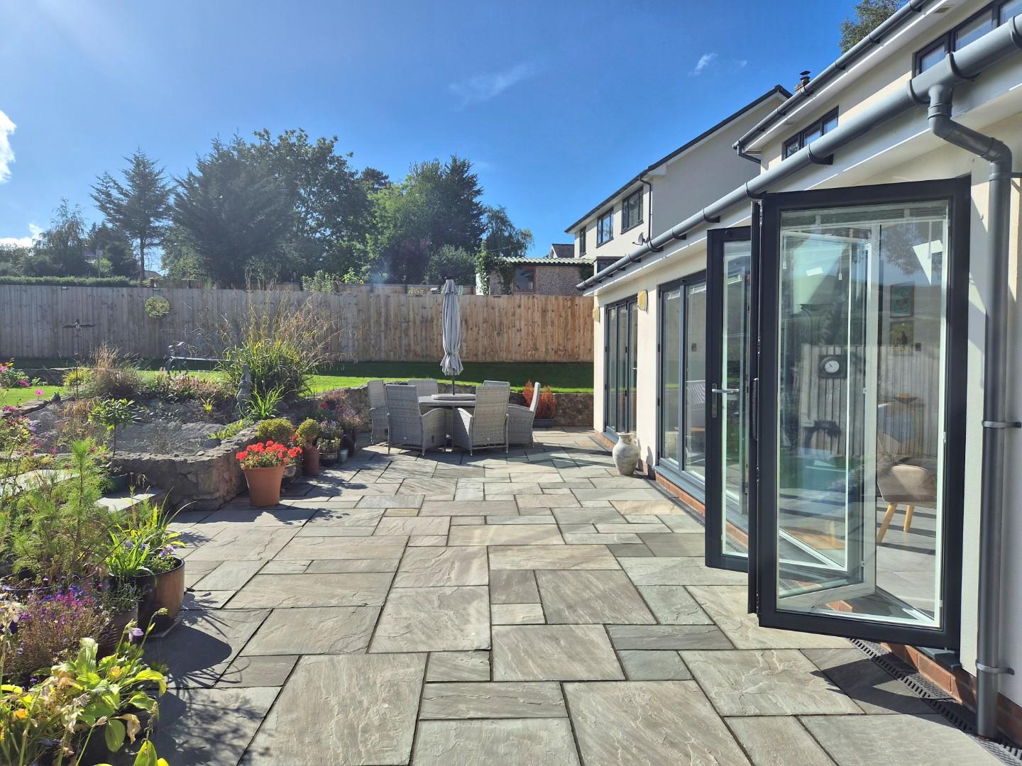 Llanfair Dyffryn Clwyd, Ruthin - 
