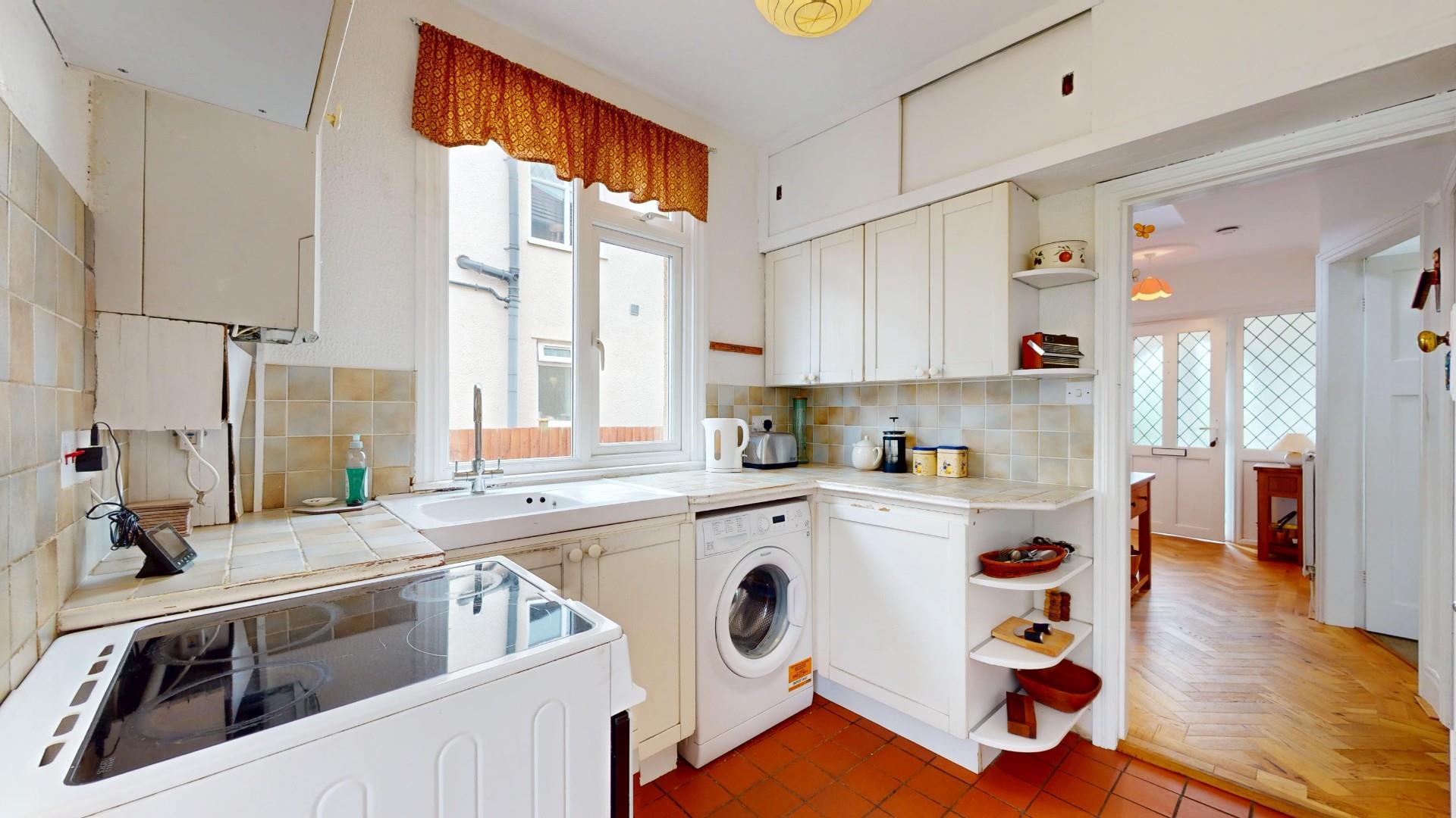 St. Meugans, Ruthin - KITCHEN