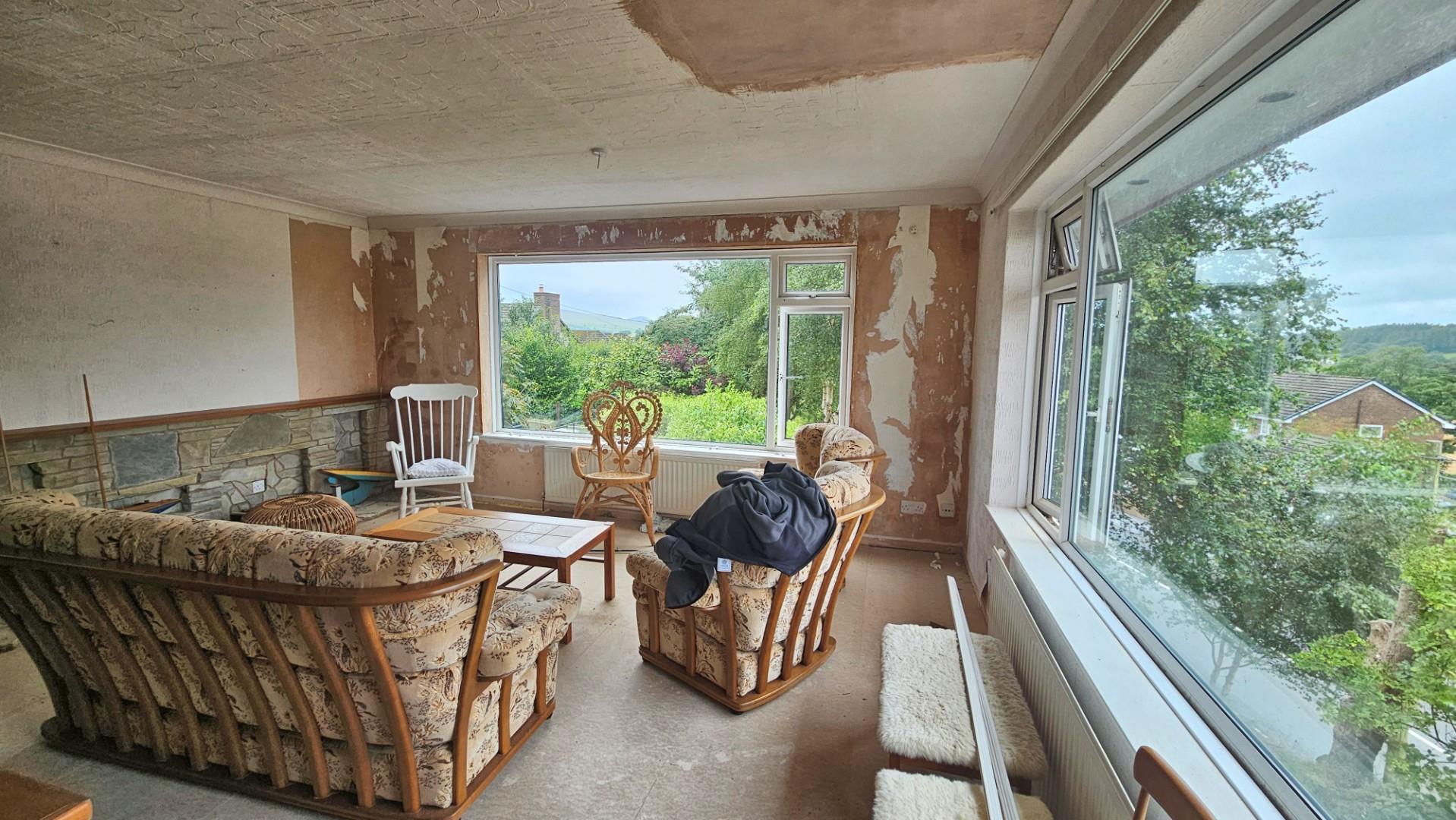 Llandegla, Wrexham - LOUNGE