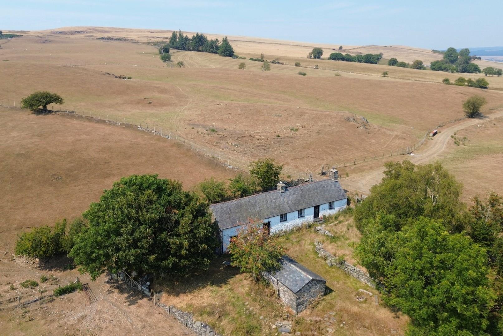 Ffordd Llys Gain, Betws Gwerfil Goch, Llanfihangel Glyn Myfyr - 