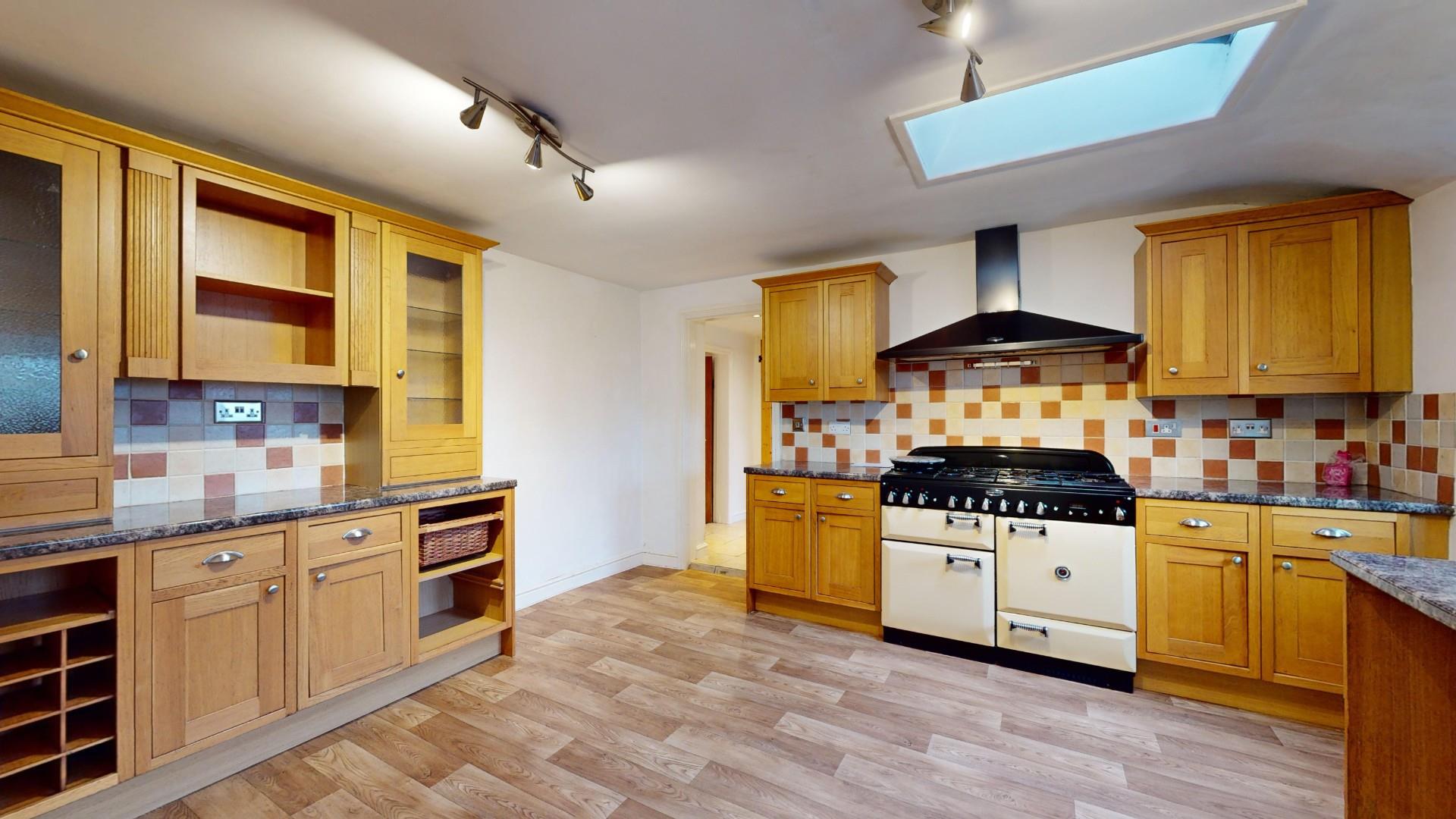Clawddnewydd, Ruthin - KITCHEN/BREAKFAST ROOM