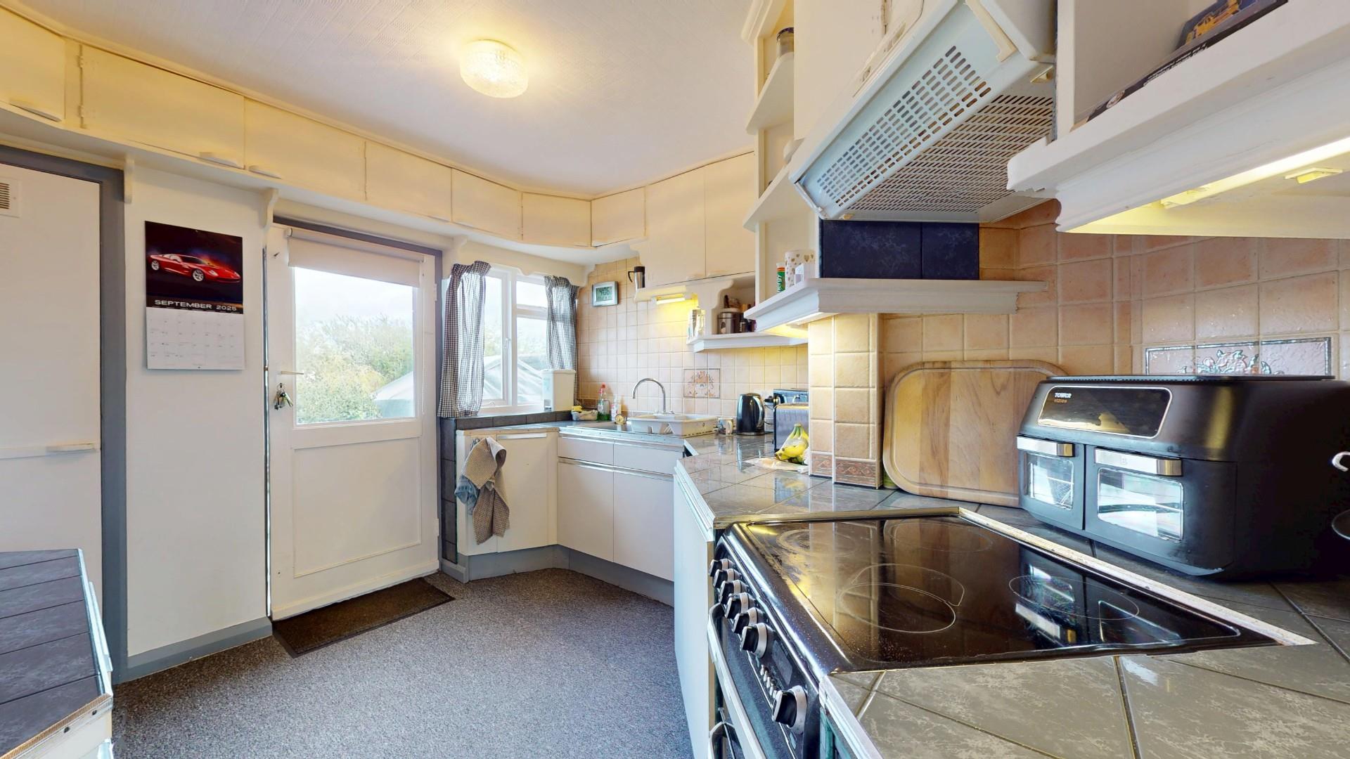 Nant Y Patrick, St. Asaph - KITCHEN