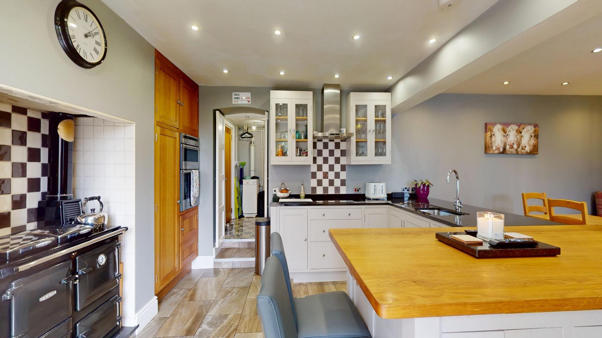 Llanbedr Dyffryn Clwyd, Ruthin - 