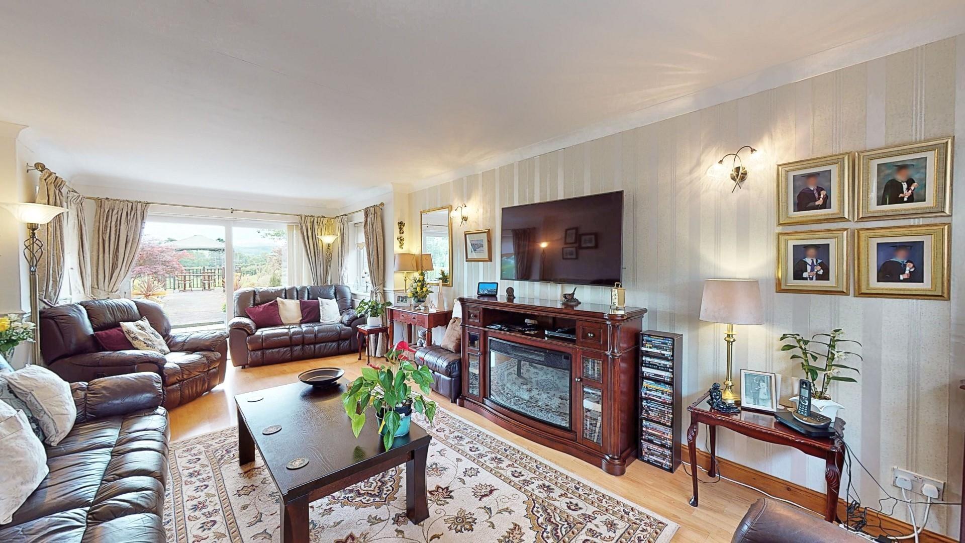 Llanfair Dyffryn Clwyd, Ruthin - LOUNGE