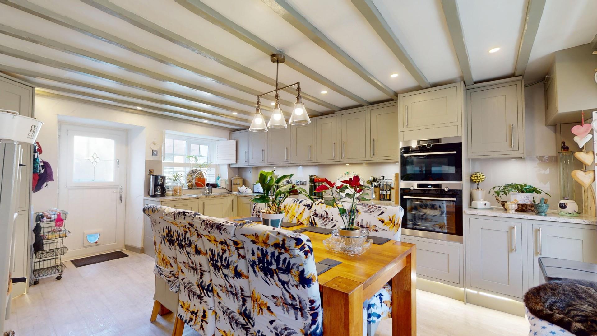 6-7 Mill Street, Corwen - KITCHEN/DINING ROOM