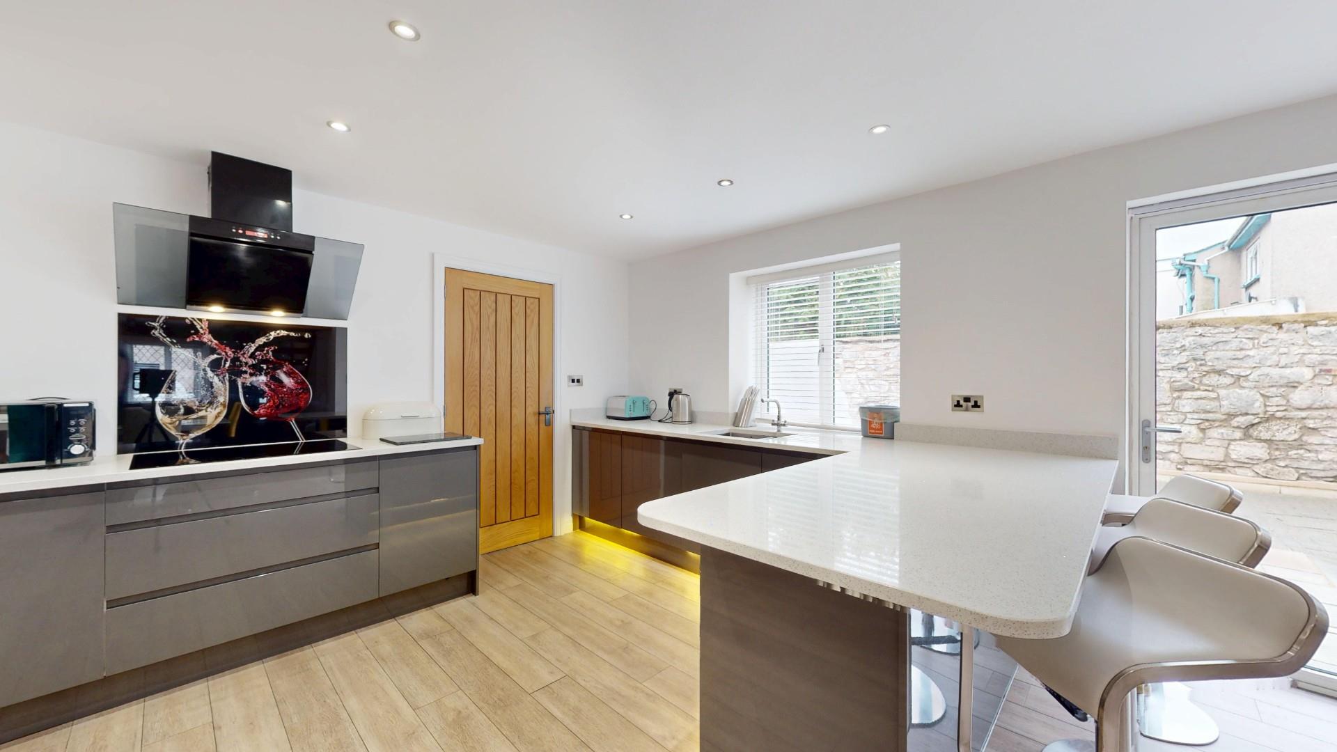 Mwrog Street, Ruthin - KITCHEN