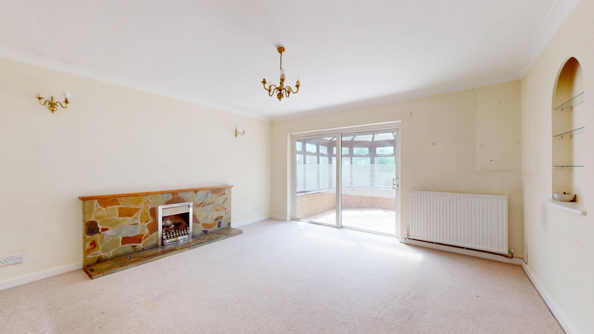 Llanfair Road, Ruthin - LOUNGE