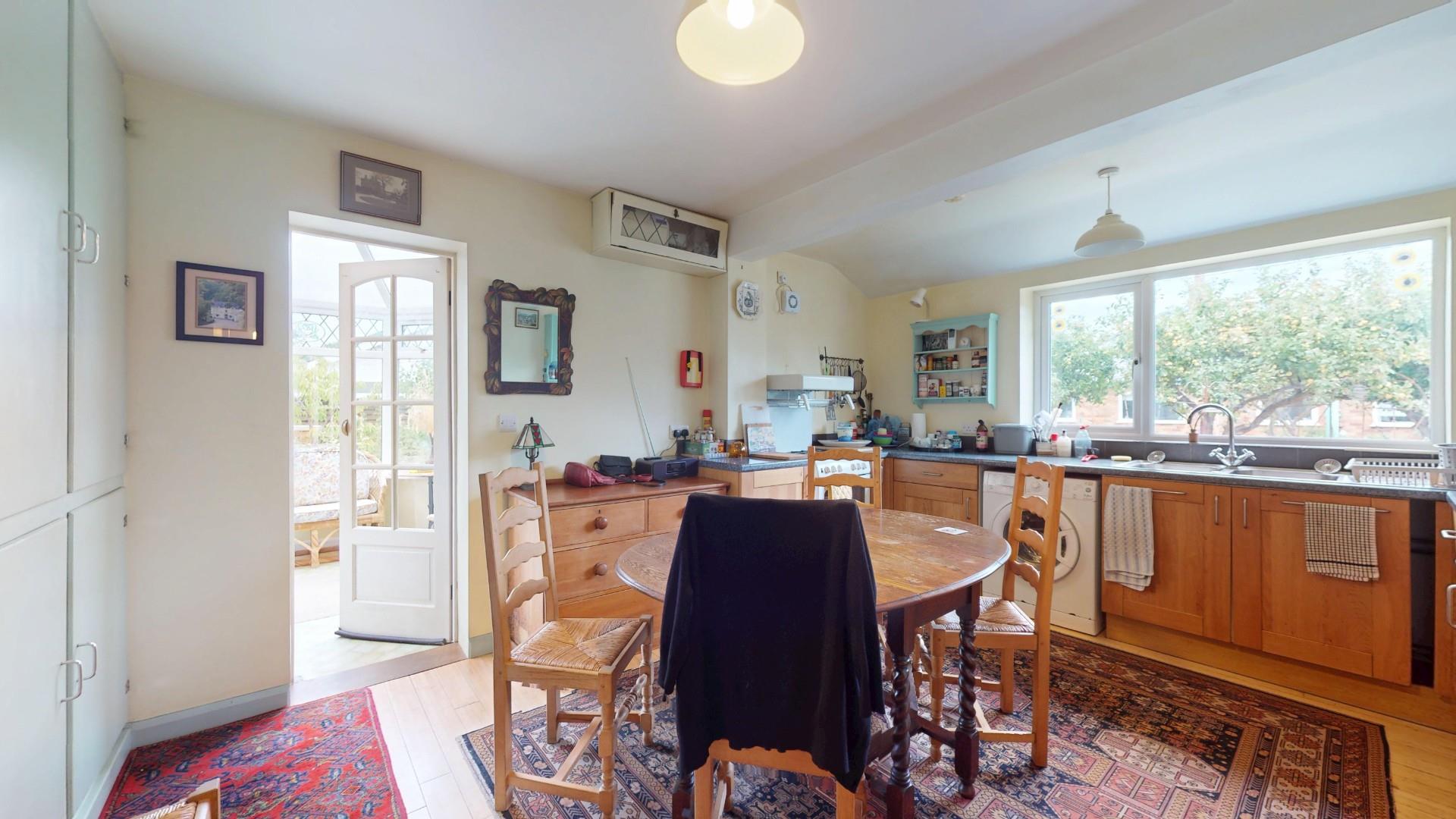 Maes Dolwen, Ruthin - KITCHEN/BREAKFAST ROOM