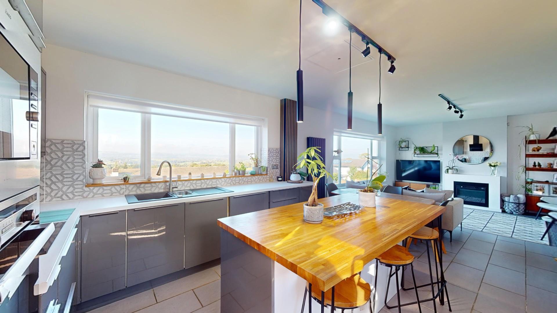 Llys Y Tywysog, Tremeirchion, St. Asaph - KITCHEN/BREAKFAST AREA