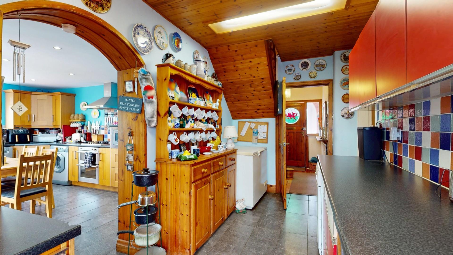 The Crescent, Corwen - PREPARATION KITCHEN