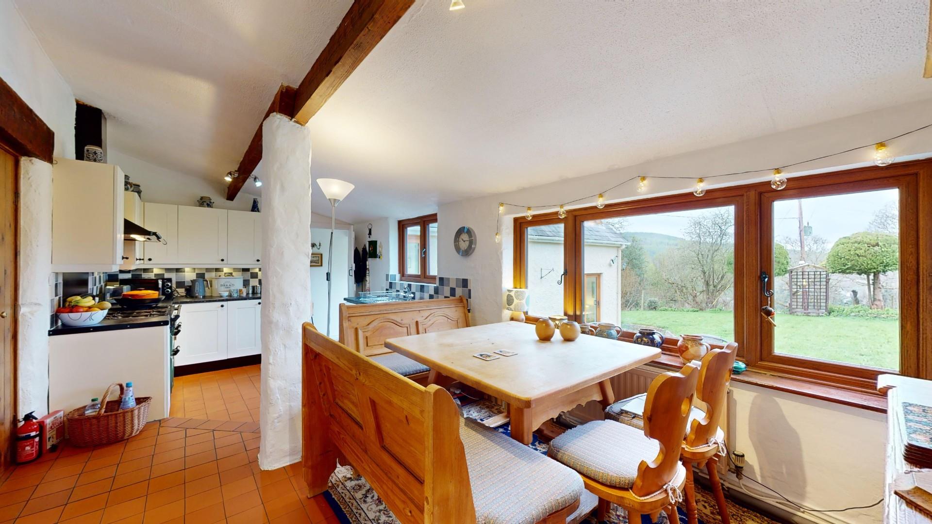 Betws Gwerfil Goch, Corwen - KITCHEN / DINING ROOM