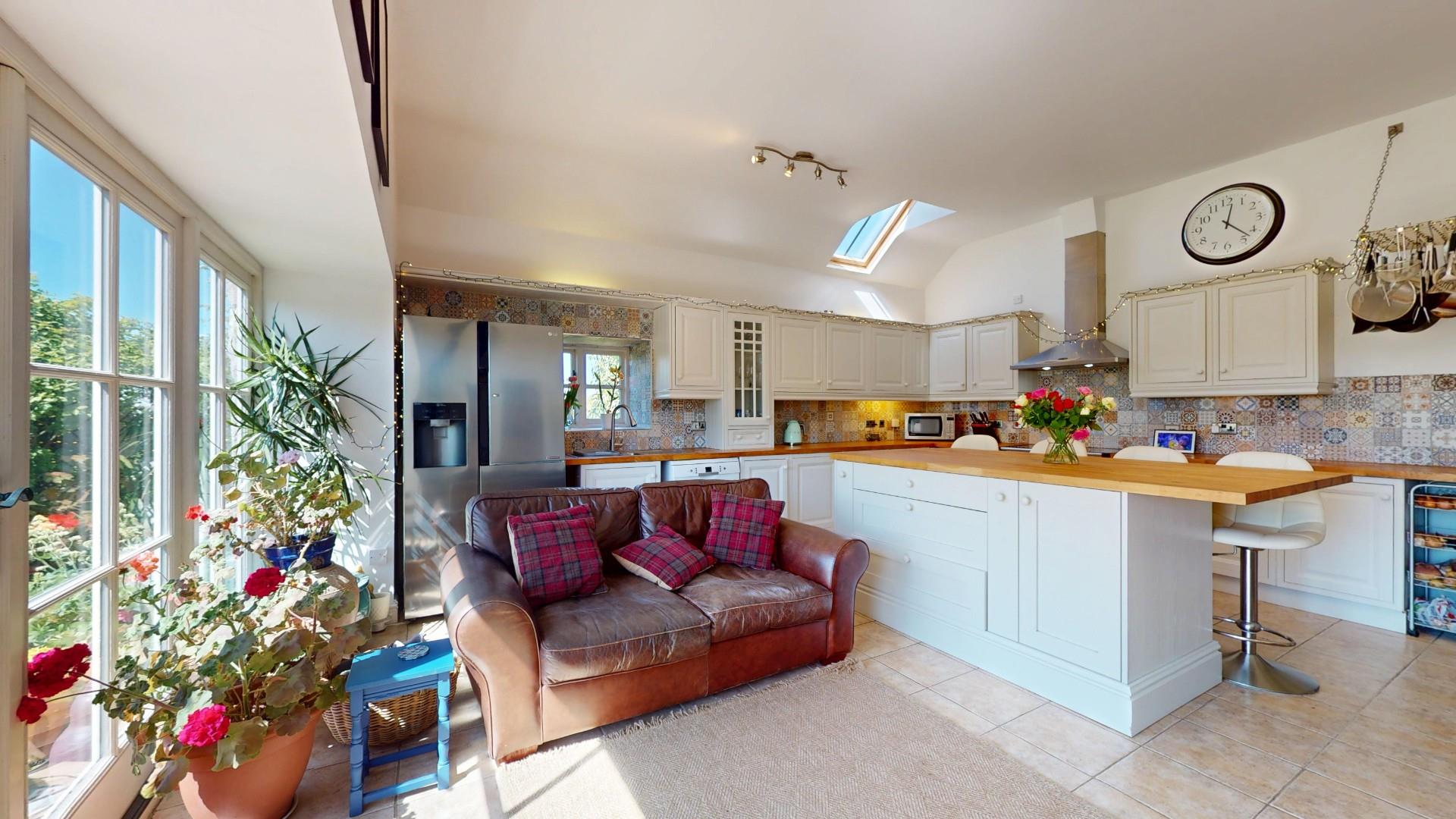 Llandyrnog, Denbigh - KITCHEN, BREAKFAST AND FAMILY ROOM
