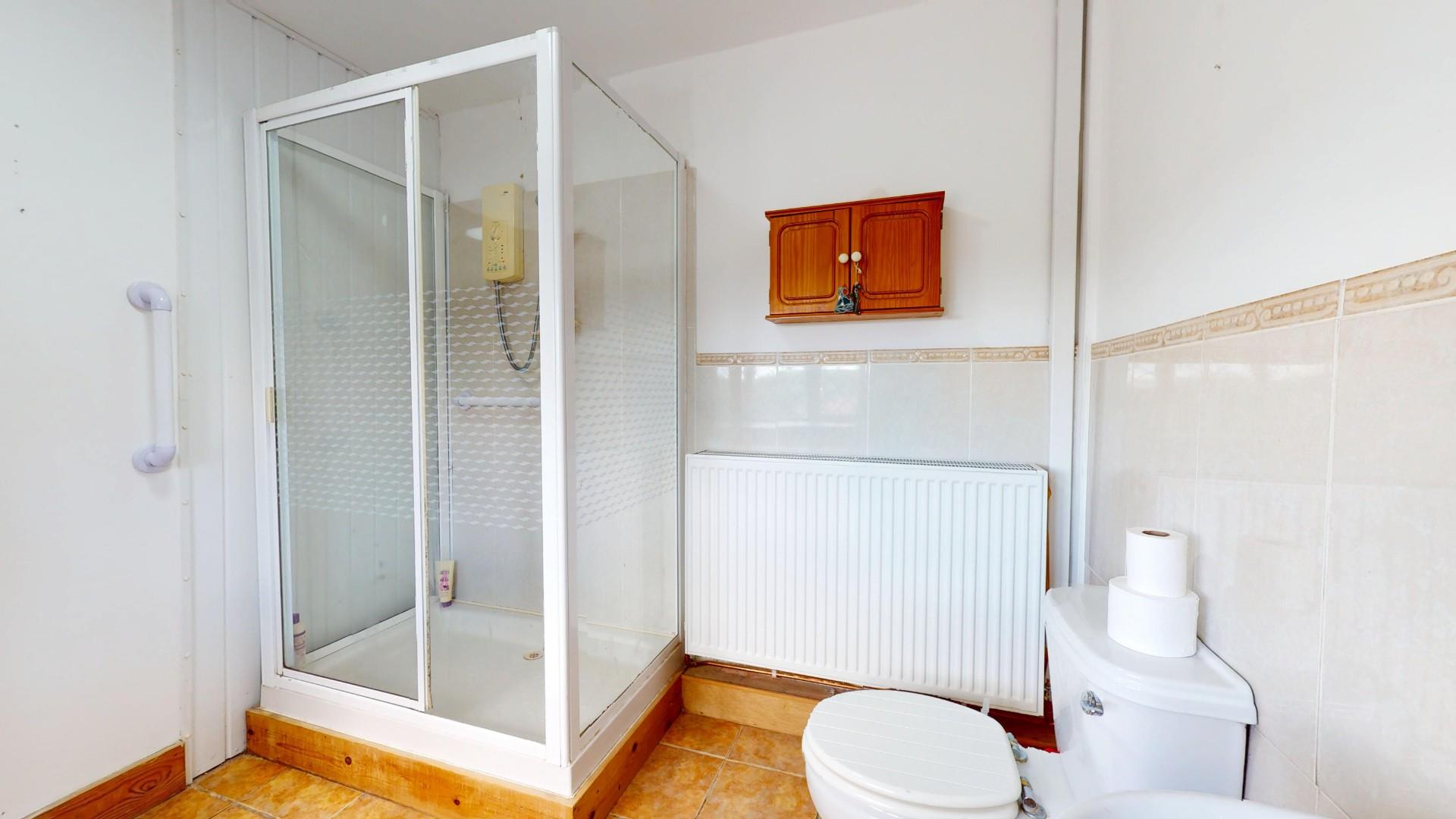 Rhewl, Ruthin - BATHROOM