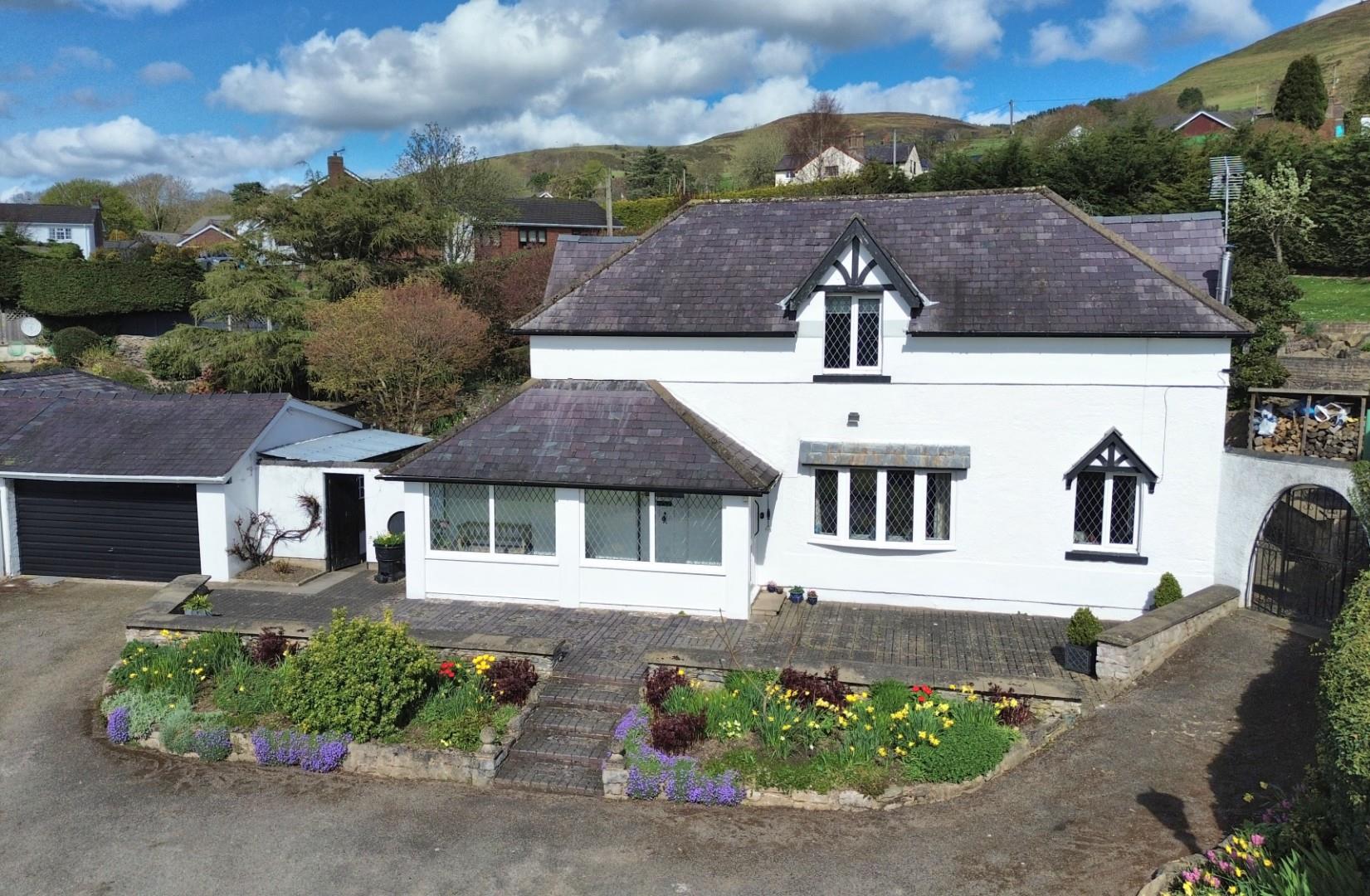 Llanbedr Dyffryn Clwyd, Ruthin - OUTSIDE