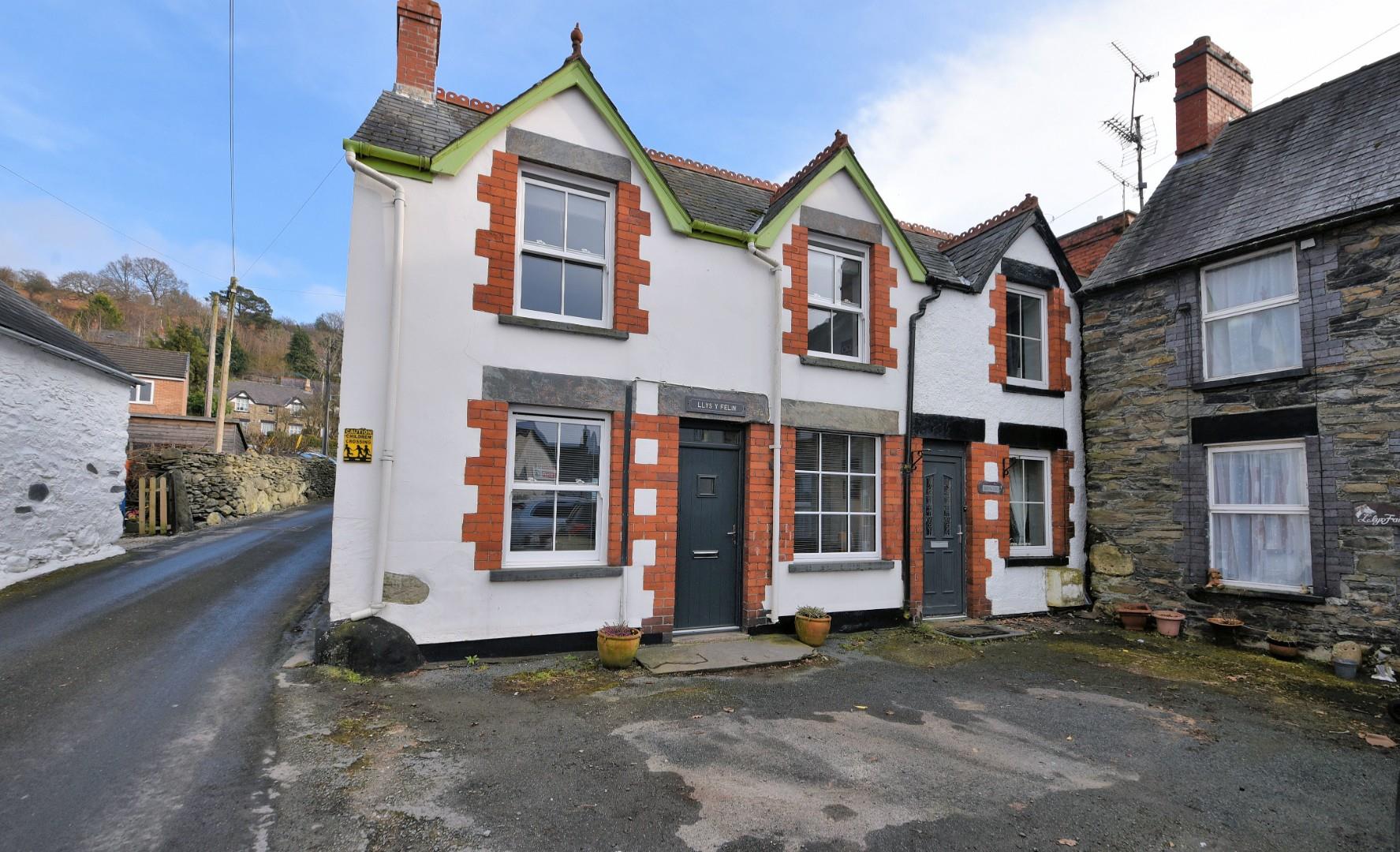 Cynwyd, Corwen