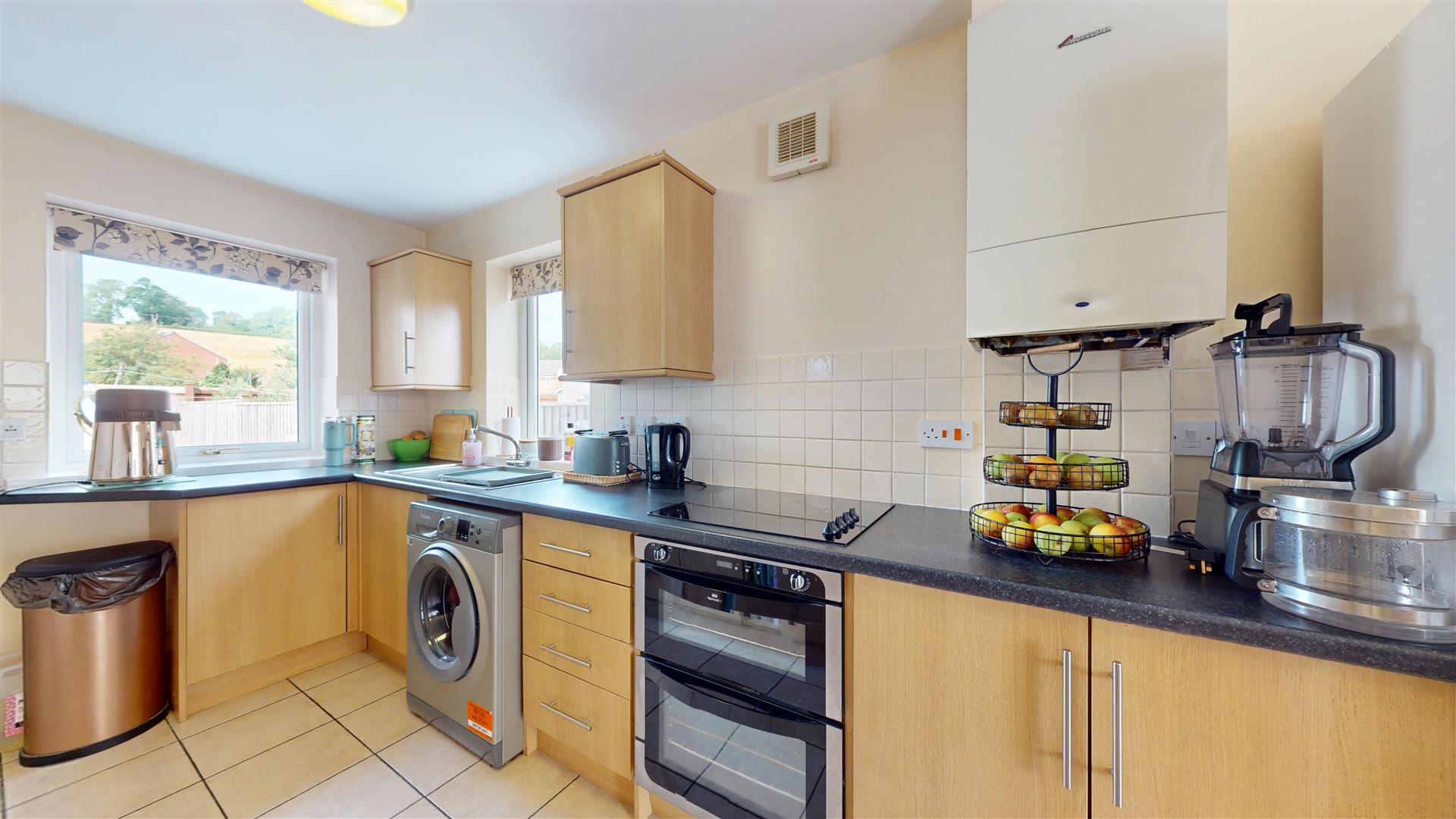 Llawr Y Dyffryn, Ruthin - THROUGH KITCHEN/DINING ROOM