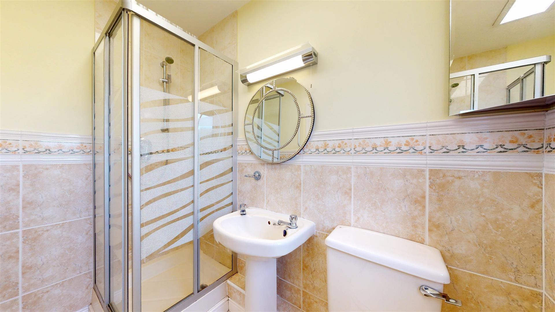 Prior Street, Ruthin - EN SUITE SHOWER ROOM