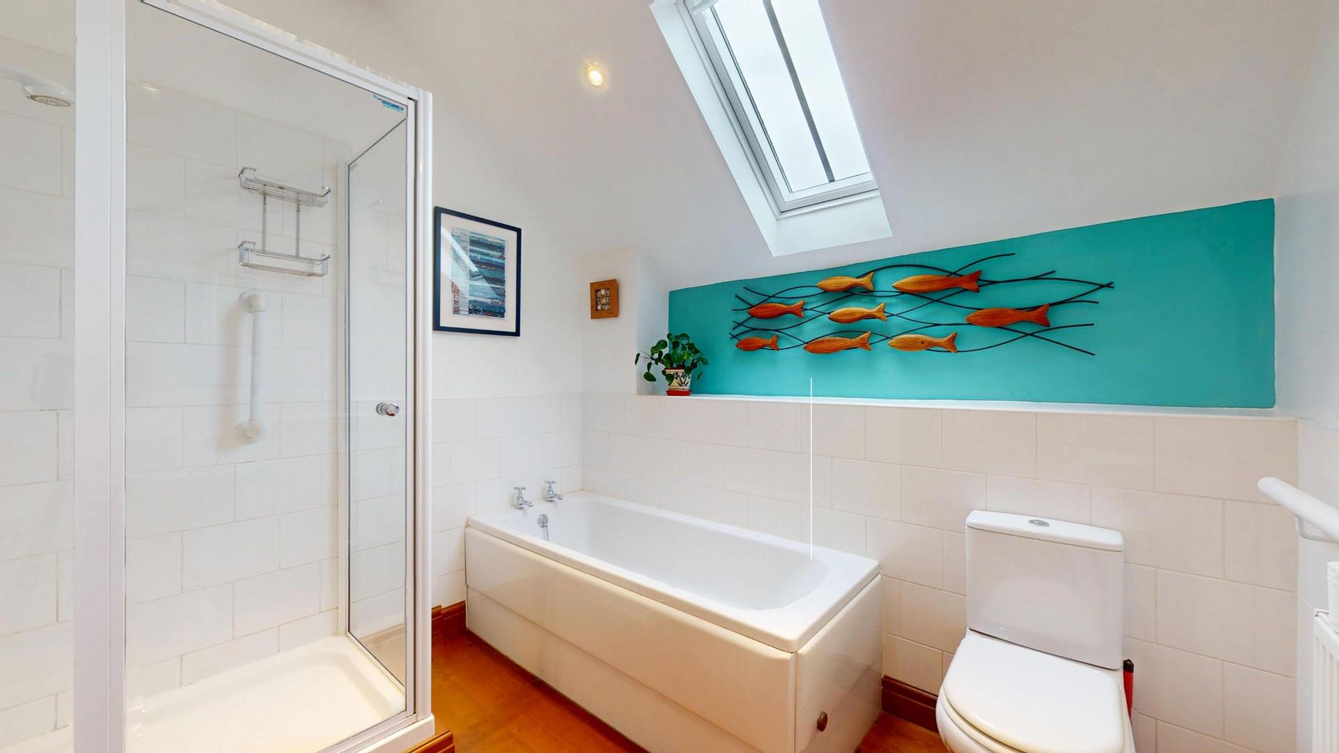 Clwyd Street, Ruthin - BATHROOM