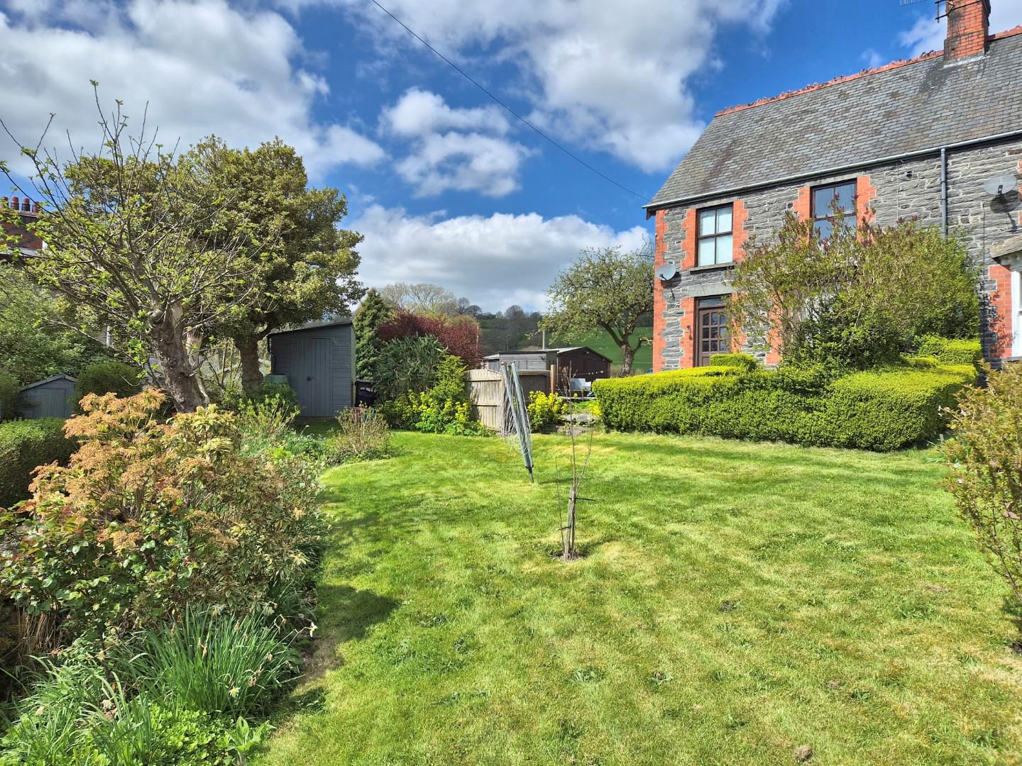 Maerdy, Corwen - 