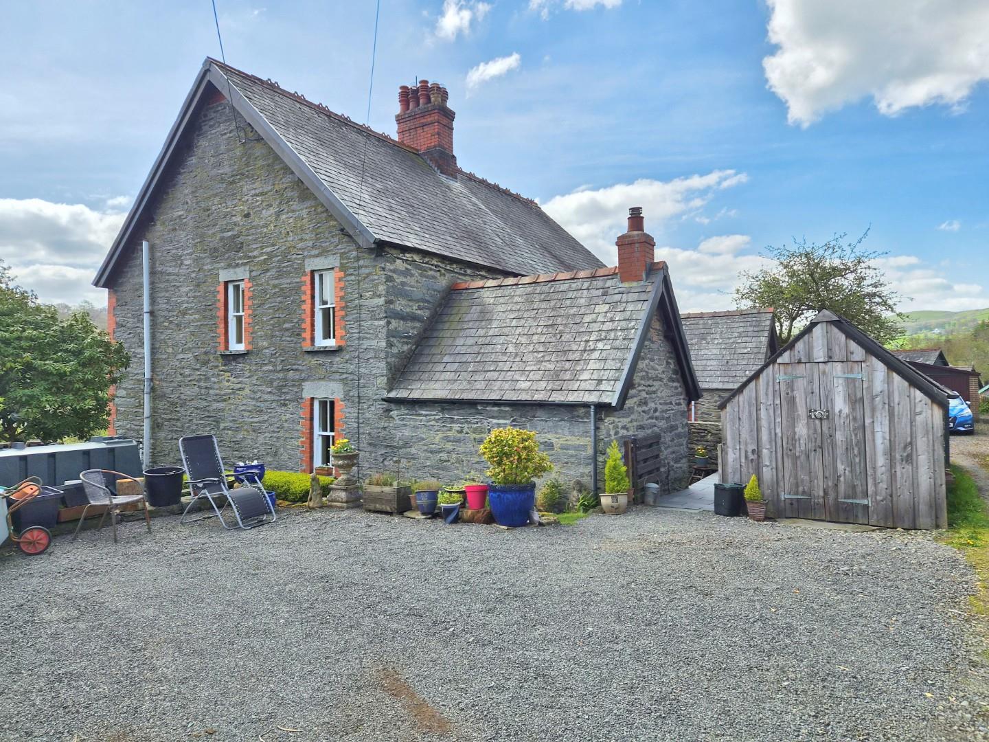 Maerdy, Corwen - STORE SHED