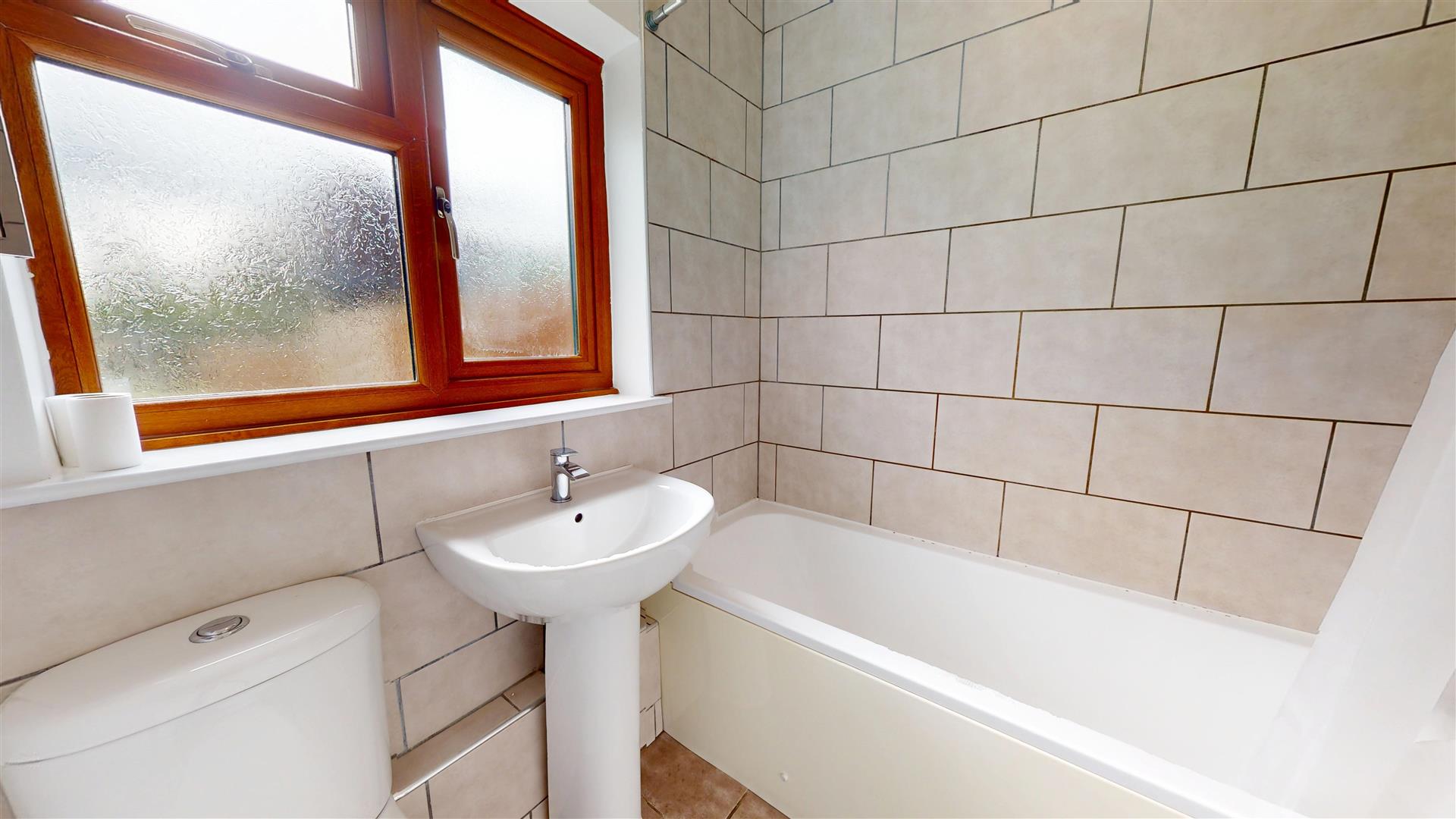 Porth Y Dre, Ruthin - BATHROOM