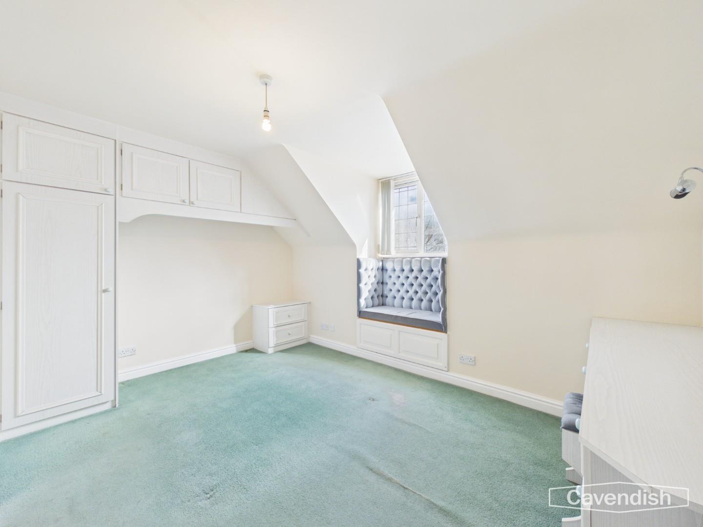 Gegin Lane, Croeshowell, Llay - BEDROOM TWO