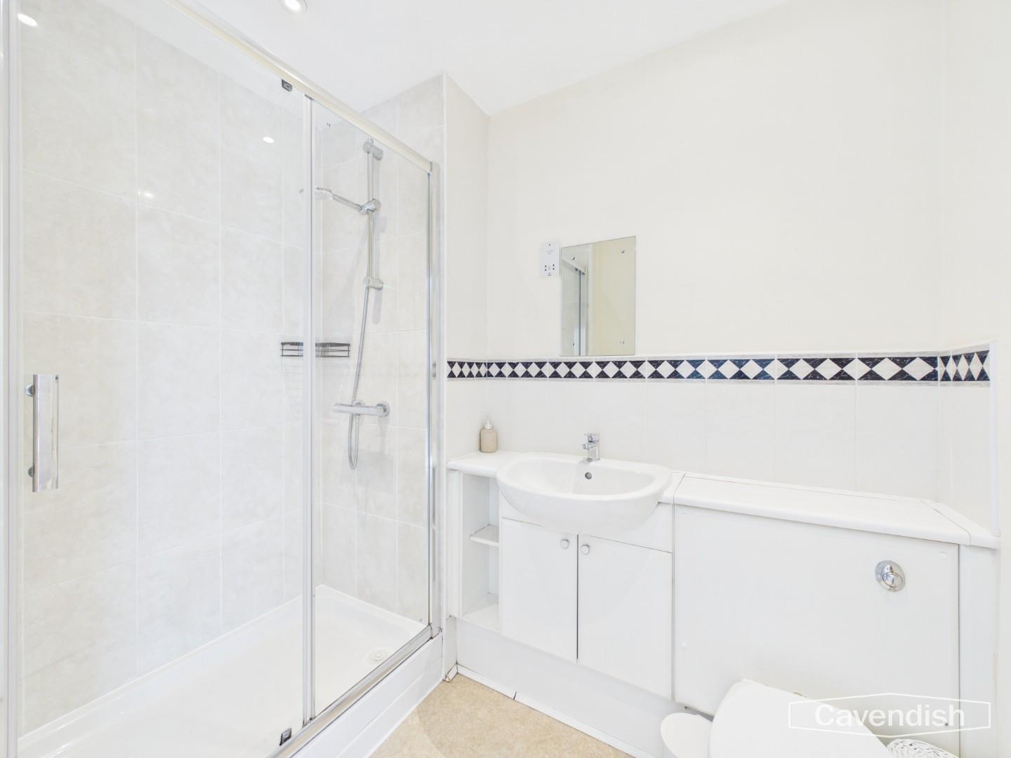 Waters Edge, Chester - EN-SUITE SHOWER ROOM