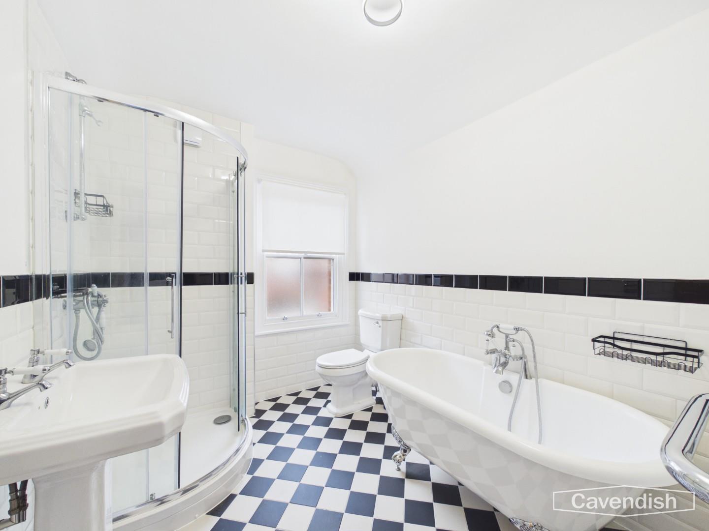 Commonhall Street, Chester - BATHROOM