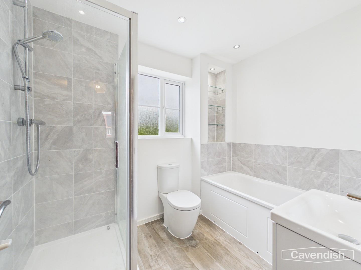 Wellington Court, Sealand, Deeside - FAMILY BATHROOM