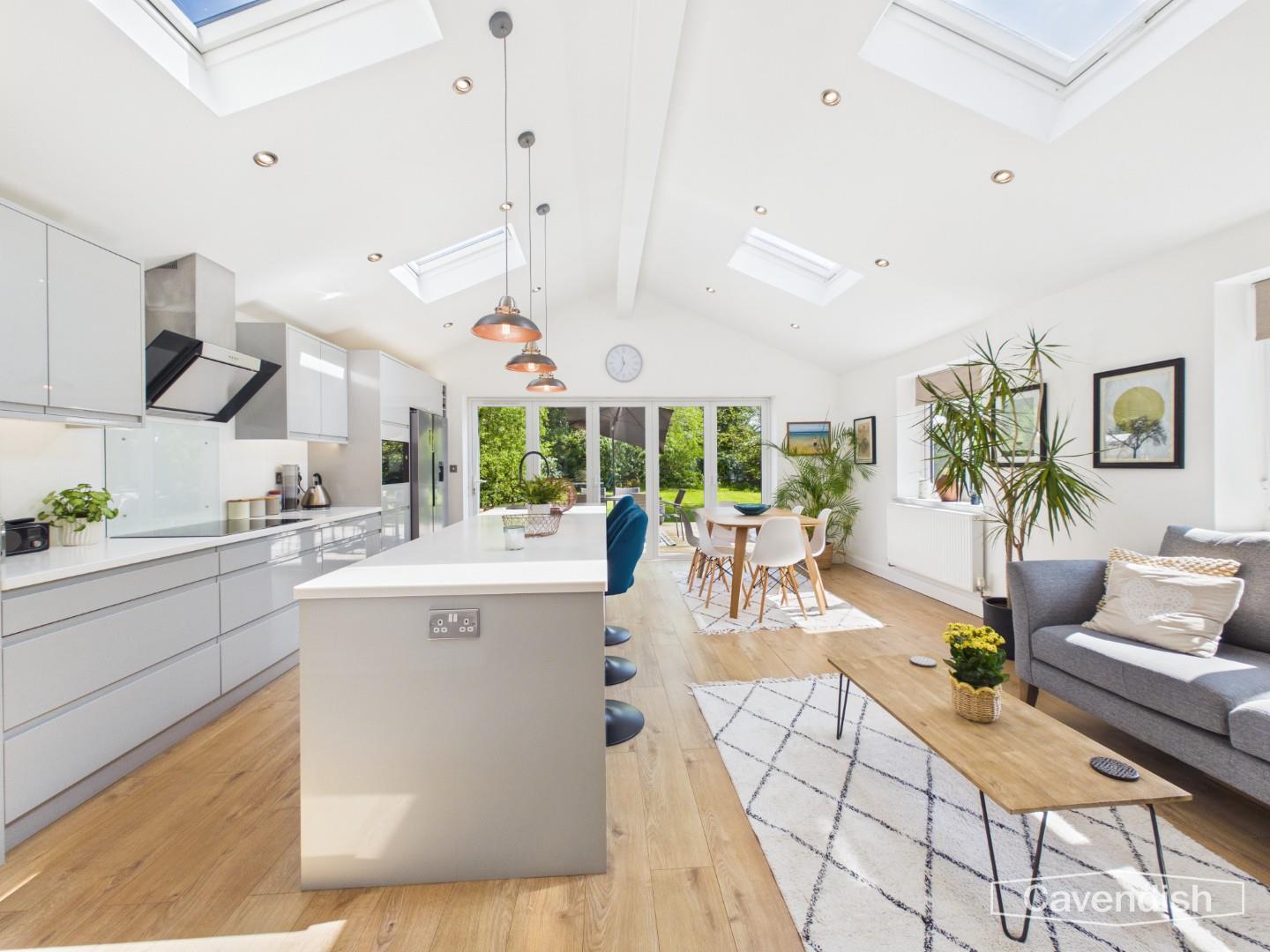 Meadowsway, Upton, Chester - KITCHEN/DINING & FAMILY ROOM