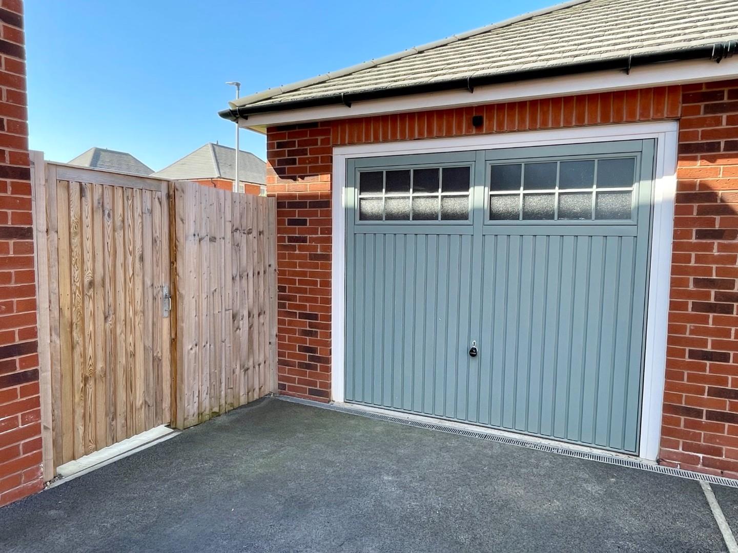 Villa Close, Kings Moat, Chester - GARAGE