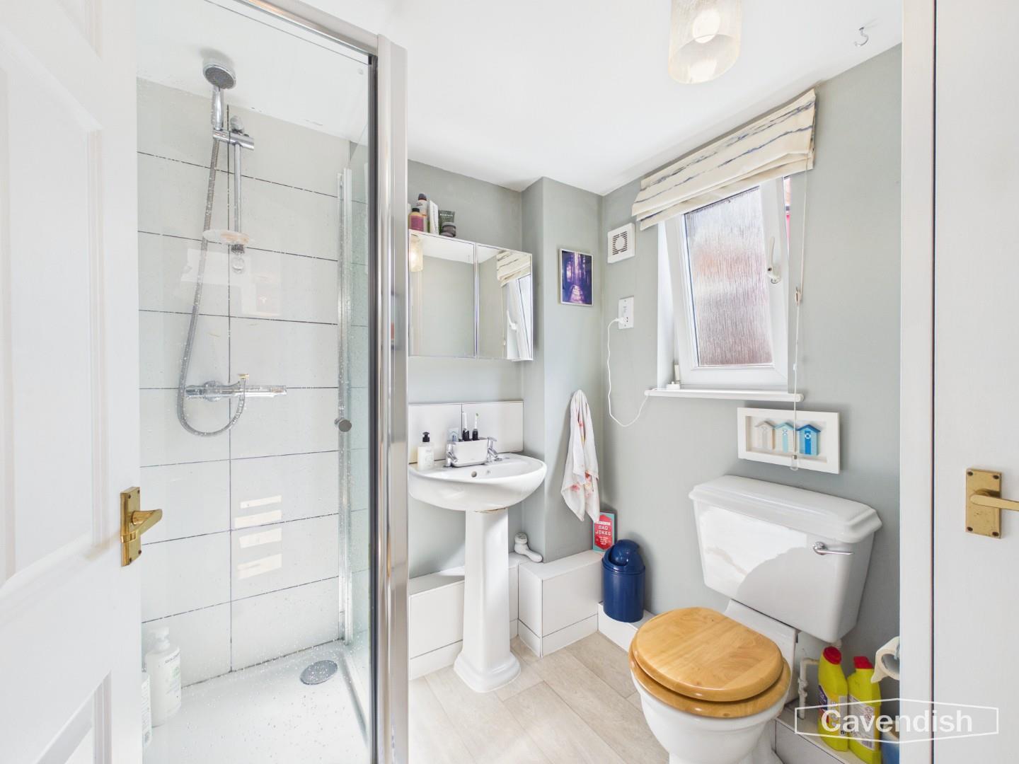 Becketts Lane, Boughton, Chester - SHOWER ROOM