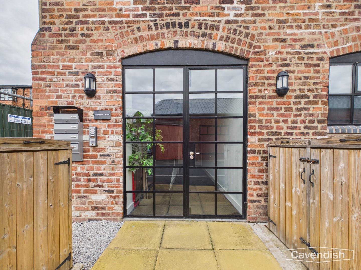 Pierpoint Court, Chester - THE ACCOMMODATION COMPRISES:
