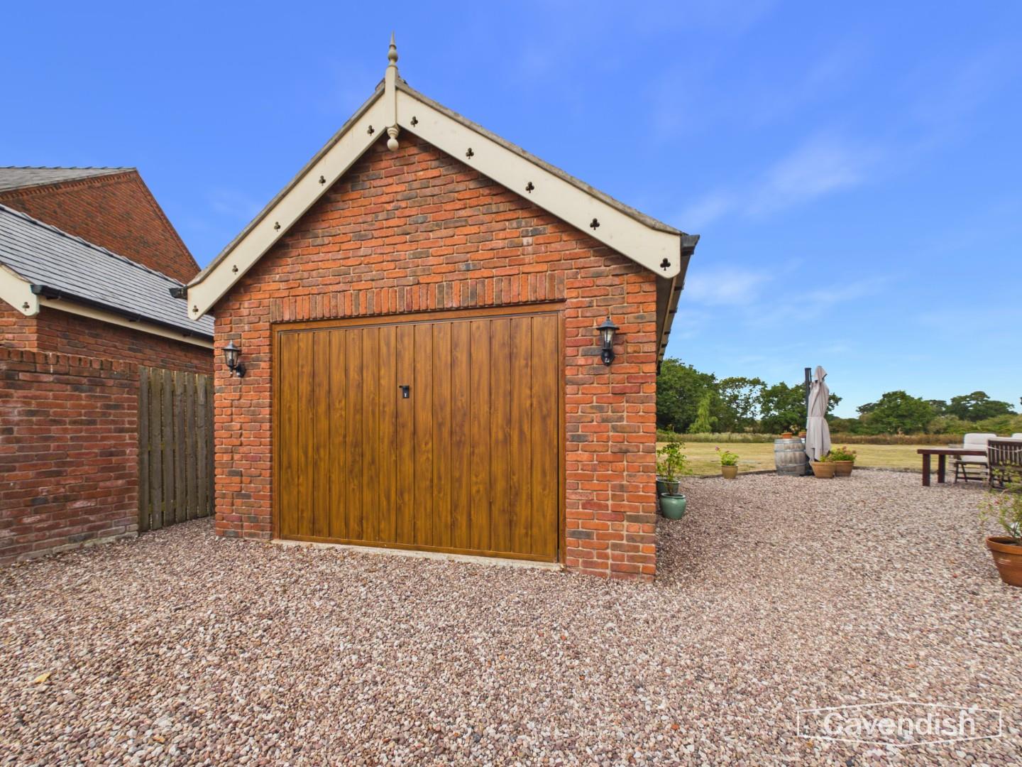 Gatesheath Lane, Tattenhall, Chester - SINGLE GARAGE