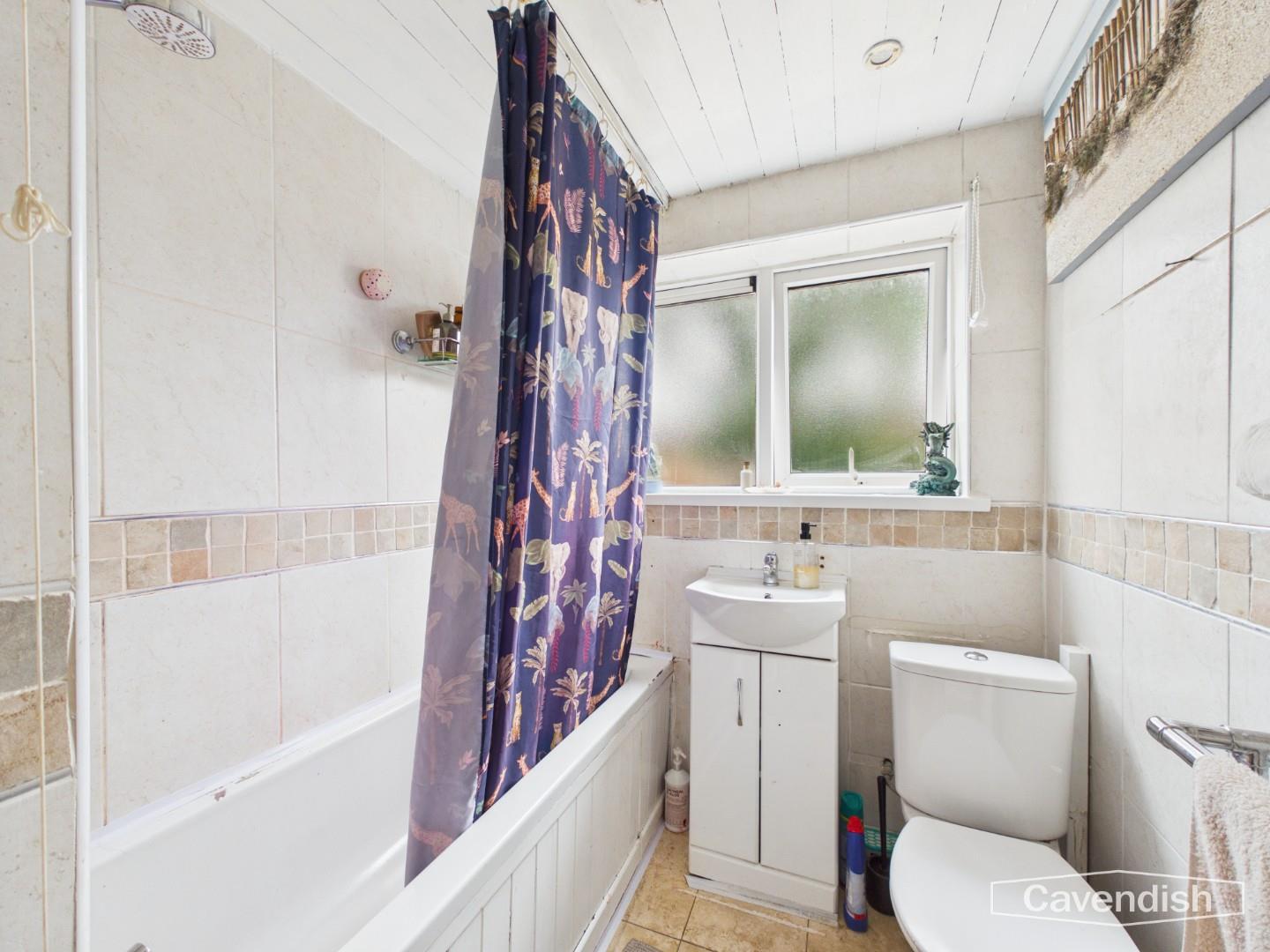 Peckforton Way, Upton, Chester - BATHROOM