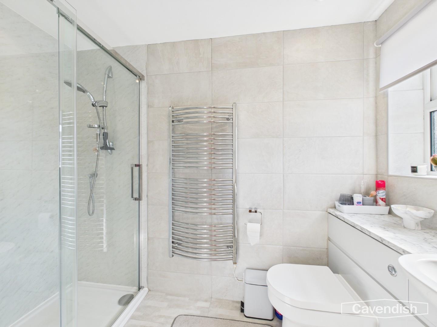 Main Road, Higher Kinnerton, Chester - EN-SUITE SHOWER ROOM