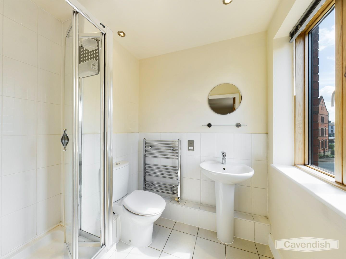 Seller Street, Chester - EN-SUITE SHOWER ROOM