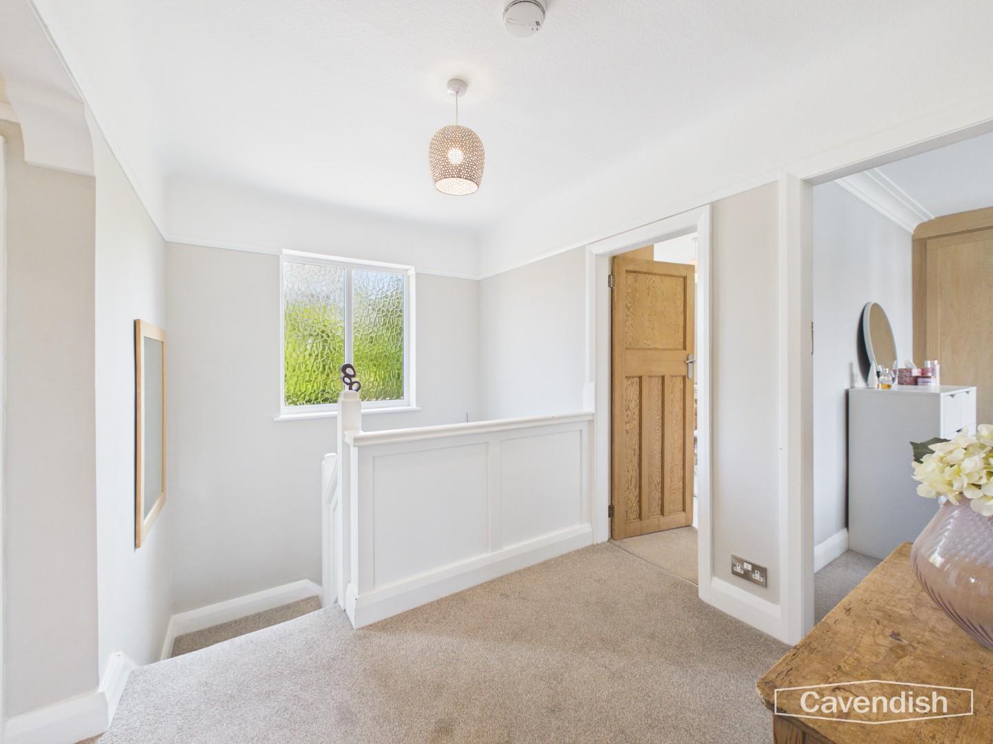 Meadowsway, Upton, Chester - LANDING