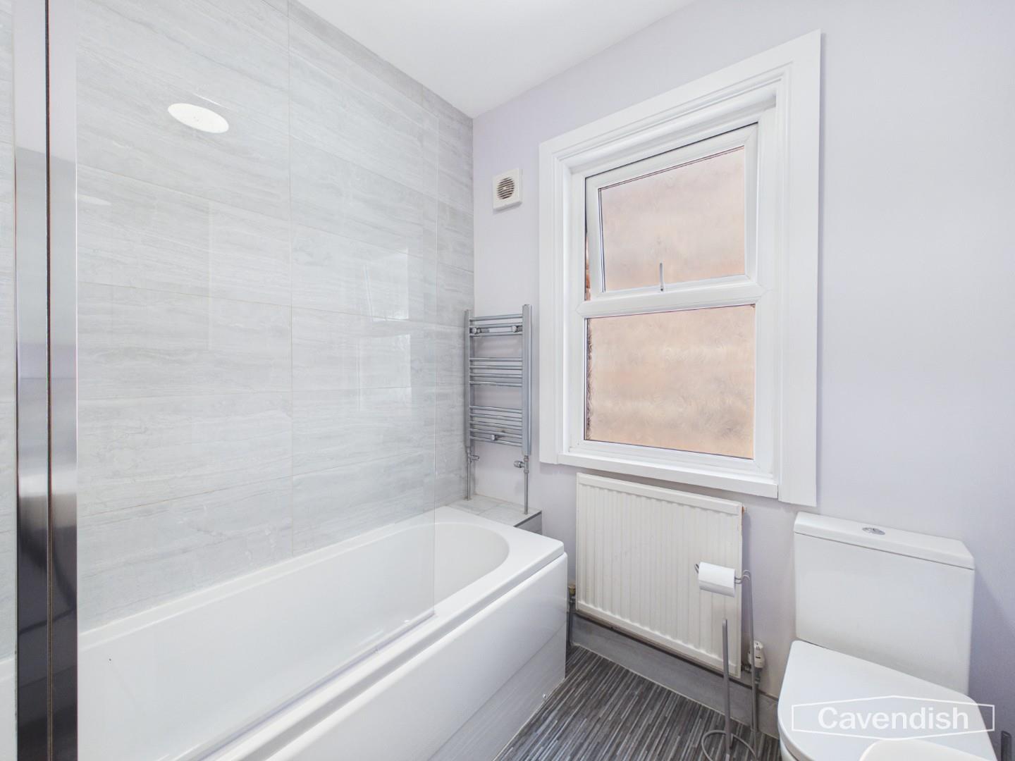 Queens Road, Chester - BATHROOM