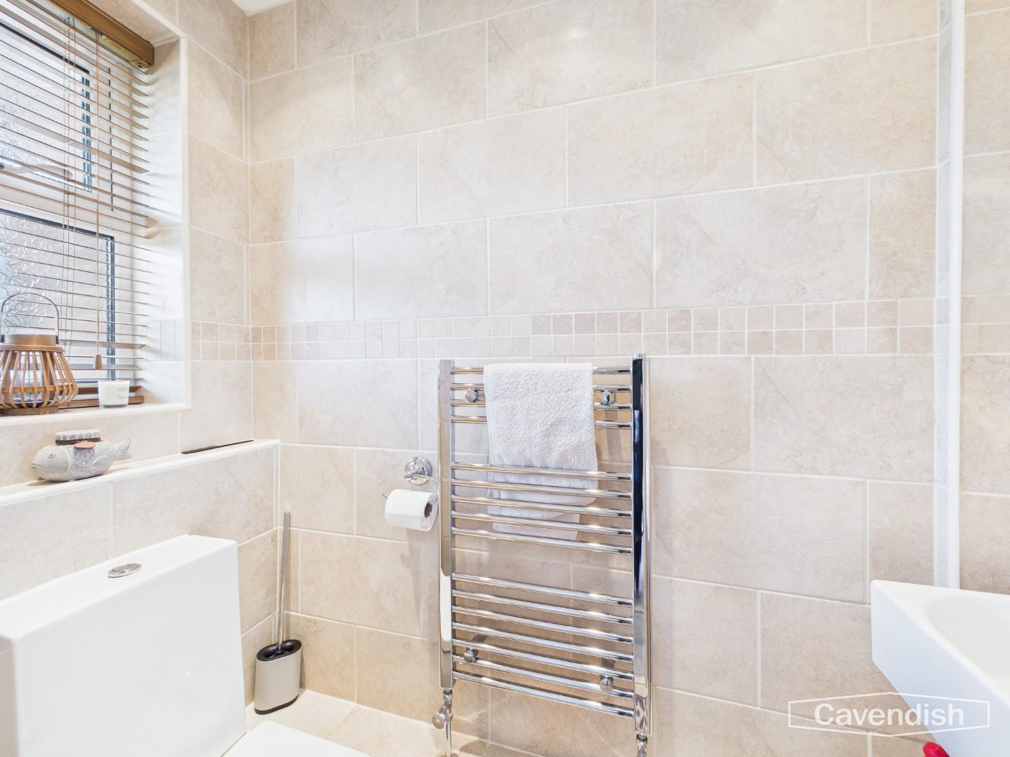 Main Road, Higher Kinnerton, Chester - DOWNSTAIRS WC
