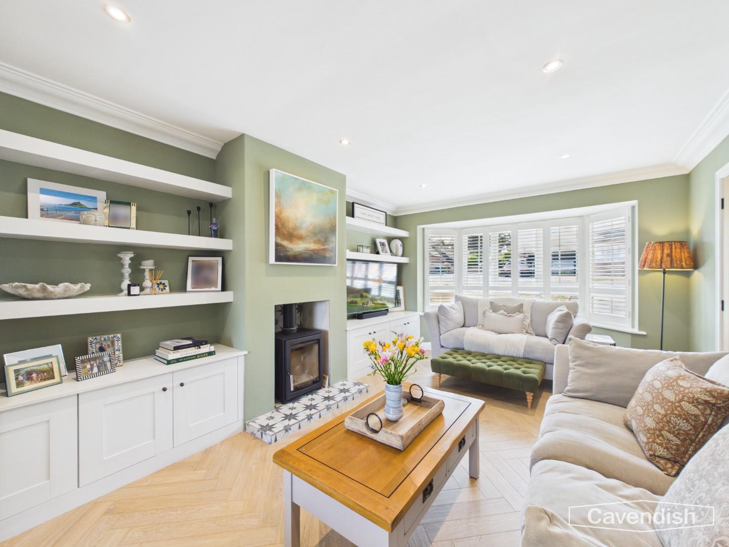 Vicarage Court, Holt, Wrexham - LIVING ROOM