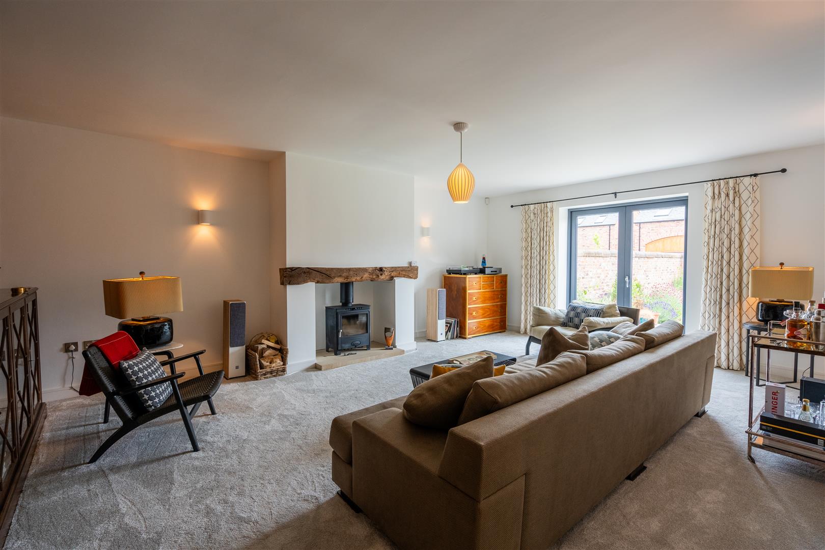 The Green, Poulton, Chester - LIVING ROOM