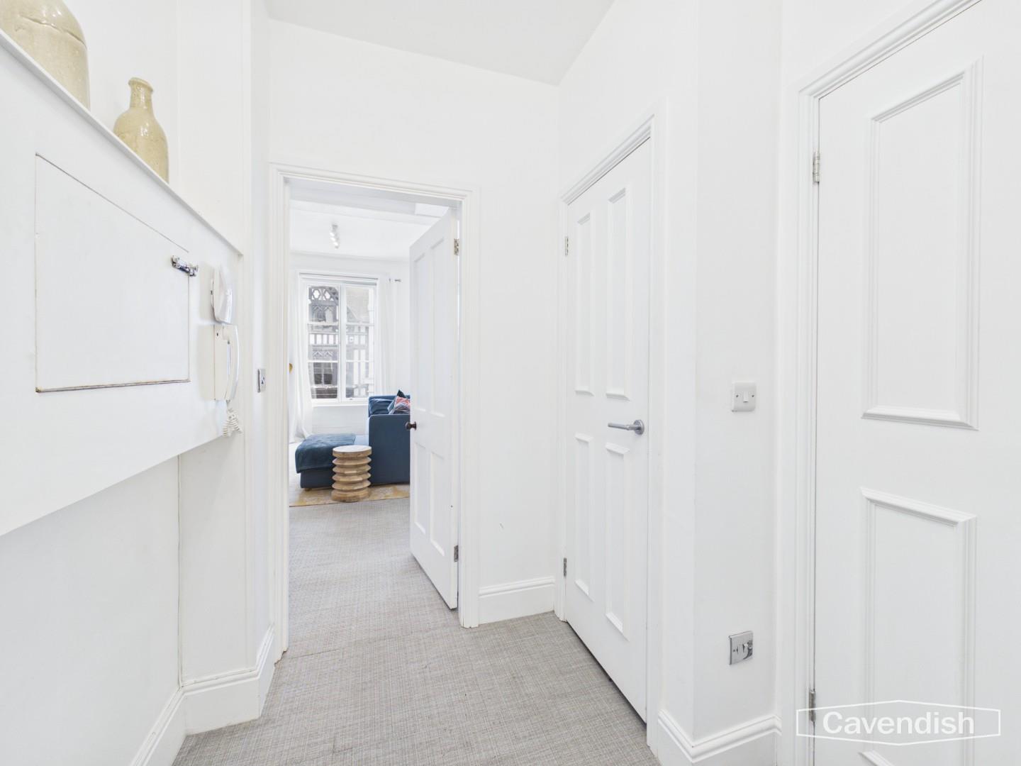 Eastgate Row North, Chester - HALLWAY