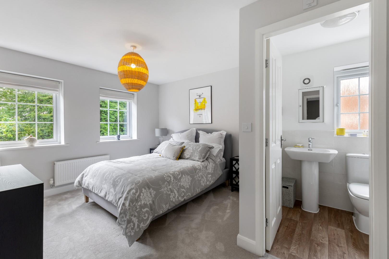 Cae Babilon, Higher Kinnerton - BEDROOM THREE